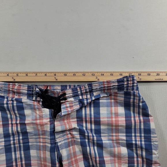 Vineyard Vines Swim Shorts Mens 34 Blue Red‎ Plaid Pockets Beach Trunks - Picture 6 of 7